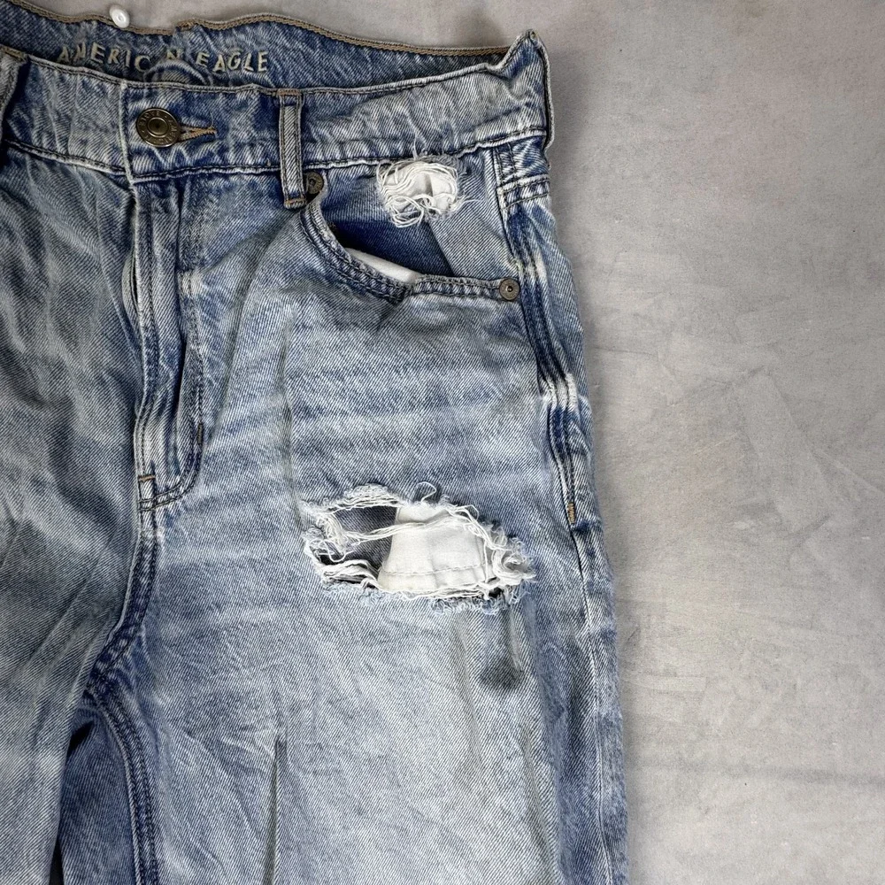 American Eagle Womens Wide-Leg Jeans Light Blue Denim High-Rise Baggy Ripped 2 - Picture 4 of 16